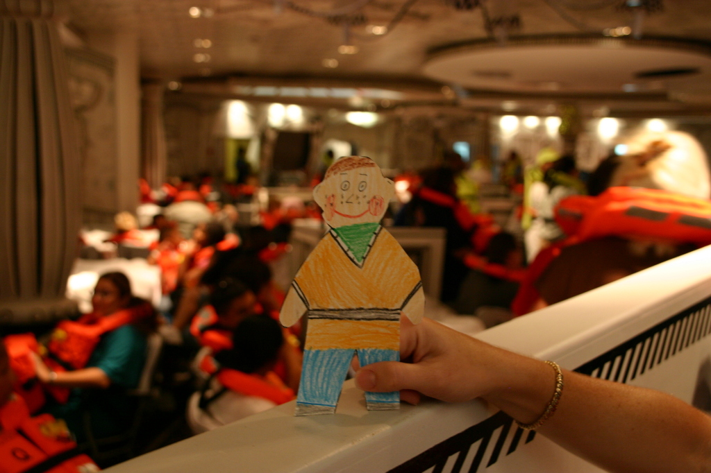 2007/09(September)/2007-Disney-Cruise/Day1/1024x768_2007-09-22-Disney-Magic-Cruise-19-Flat-Stanley-life-boat-drill.JPG
