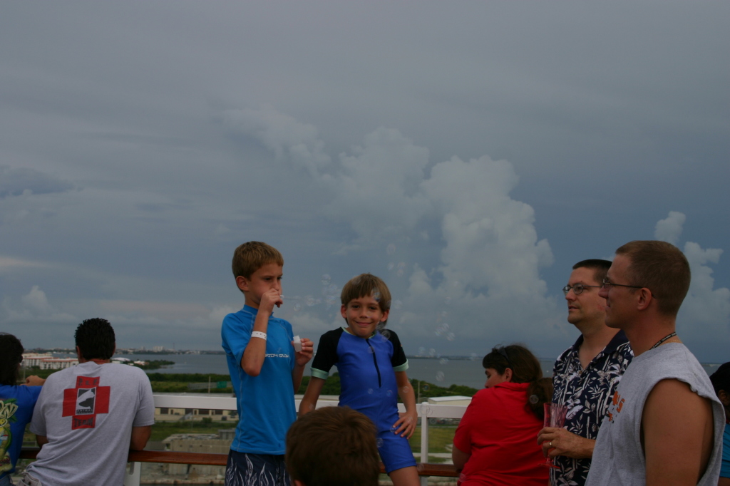 2007/09(September)/2007-Disney-Cruise/Day1/1024x768_2007-09-22-Disney-Magic-Cruise-26-Chance-Jack-Stacy-Matt-Travis-leaving-port.JPG