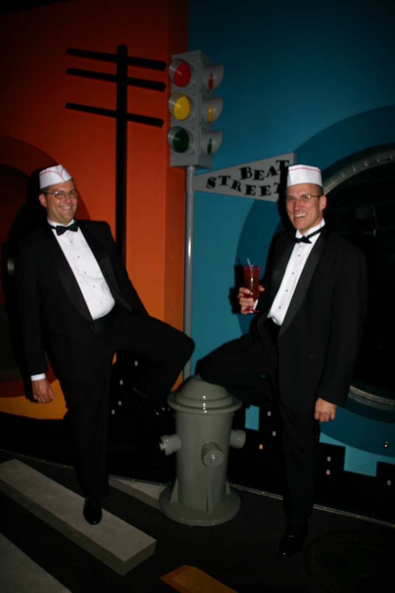 2007/09(September)/2007-Disney-Cruise/Day3/800x600_2007-09-24-Disney-Magic-Cruise-45-Matt-Travis.JPG