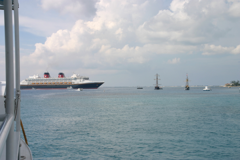 2007-09-25-Disney-Magic-Cruise-65-Grand-Cayman-Ship.JPG