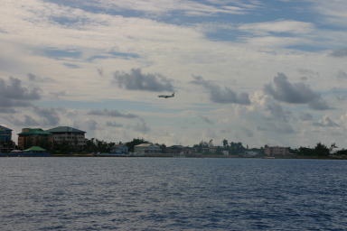 2007-09-25-Disney-Magic-Cruise-01-Grand-Cayman.JPG