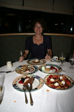 2007-09-25-Disney-Magic-Cruise-74-Palos-dining-Suzi-deserts.JPG