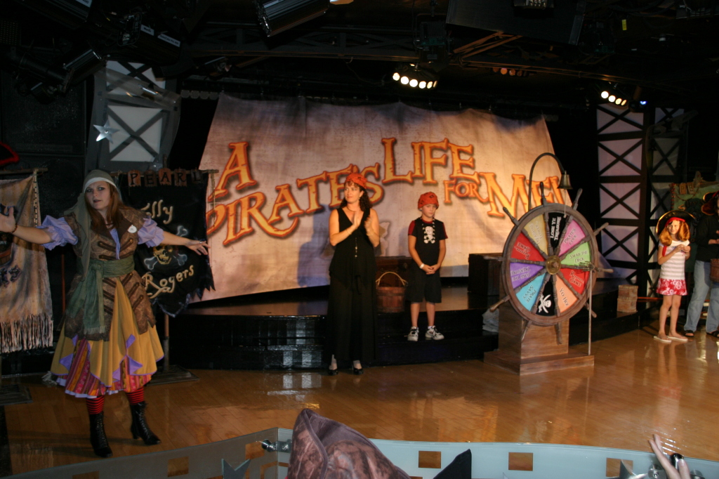 2007-09-26-Disney-Magic-Cruise-25-gameshow-Pirates-life-for-me-Suzi.JPG