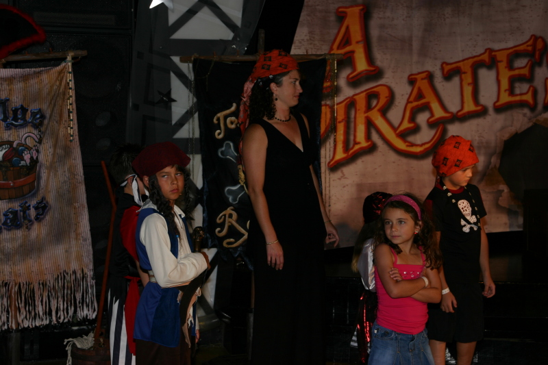 2007-09-26-Disney-Magic-Cruise-13-gameshow-Pirates-life-for-me-Suzi.JPG