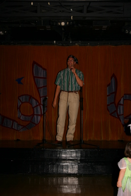 2007-09-26-Disney-Magic-Cruise-26-Matt-Karoke-Supercalifragilisticexpealadocious.JPG