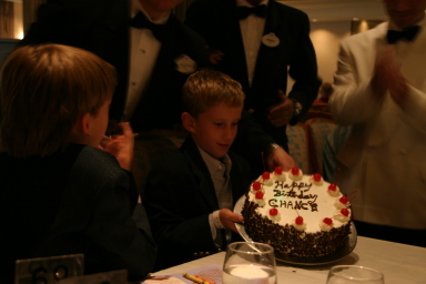 2007-09-27-Disney-Magic-Cruise-20-Jack-Chance-bday-cake.JPG