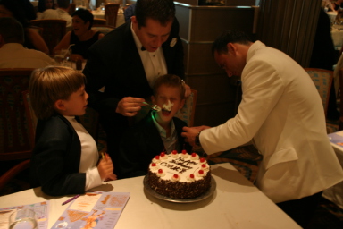 2007-09-27-Disney-Magic-Cruise-22-Jack-Chance-bday-cake-oops.JPG