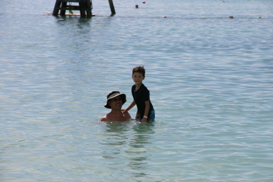 2007-09-28-Disney-Magic-Cruise-17-Castaway-Cay-Travis-Dax.JPG
