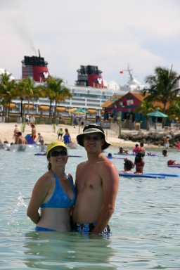 2007-09-28-Disney-Magic-Cruise-20-Castaway-Cay-Suzi-Travis.JPG