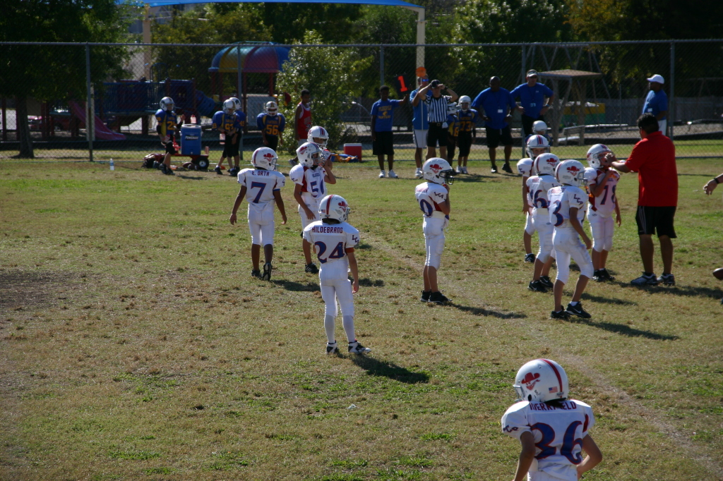 2007/10(October)/Vale-Football-game/1024x768_2007-10-20-Vale-Football-05.JPG