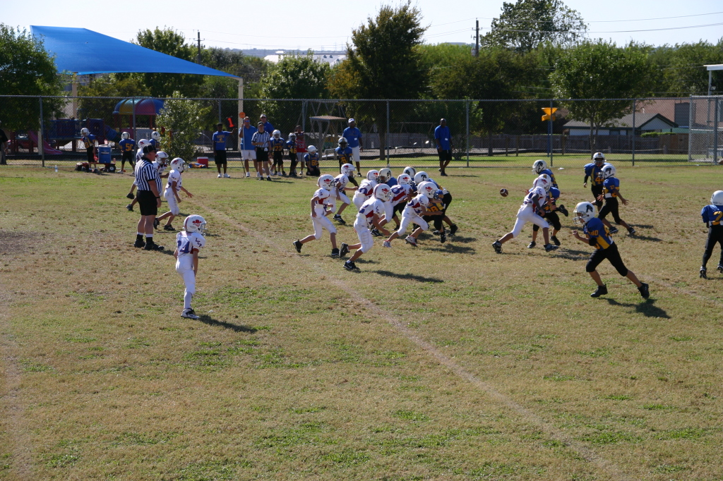 2007/10(October)/Vale-Football-game/1024x768_2007-10-20-Vale-Football-06.JPG