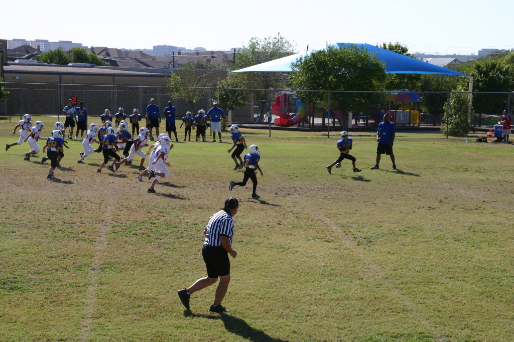 2007/10(October)/Vale-Football-game/1024x768_2007-10-20-Vale-Football-14.JPG