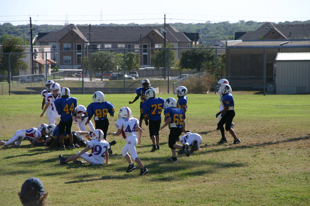 2007/10(October)/Vale-Football-game/1024x768_2007-10-20-Vale-Football-21.JPG
