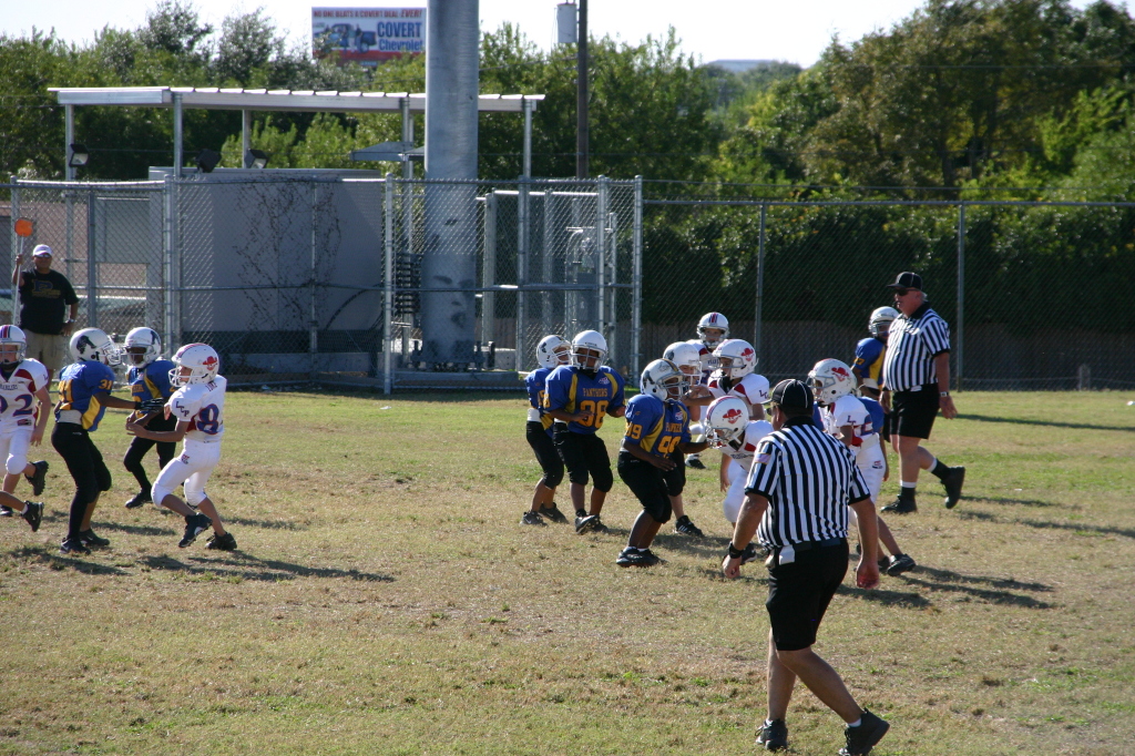2007/10(October)/Vale-Football-game/1024x768_2007-10-20-Vale-Football-35.JPG