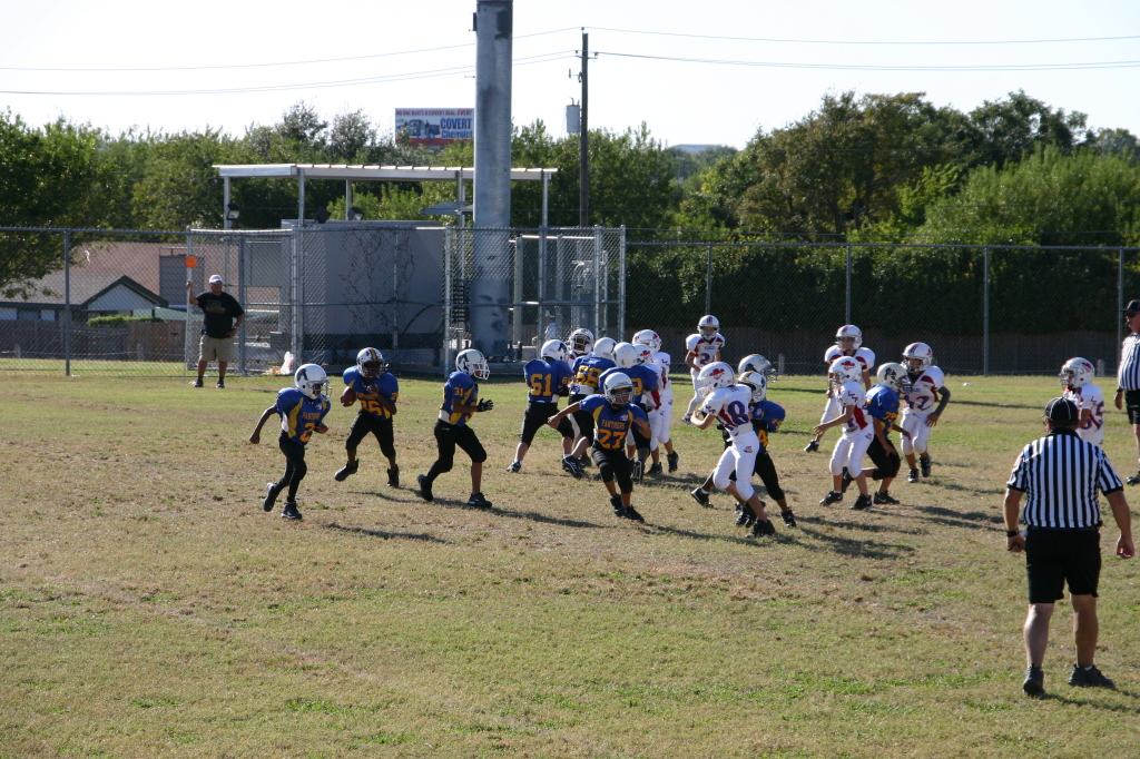 2007/10(October)/Vale-Football-game/1024x768_2007-10-20-Vale-Football-36.JPG