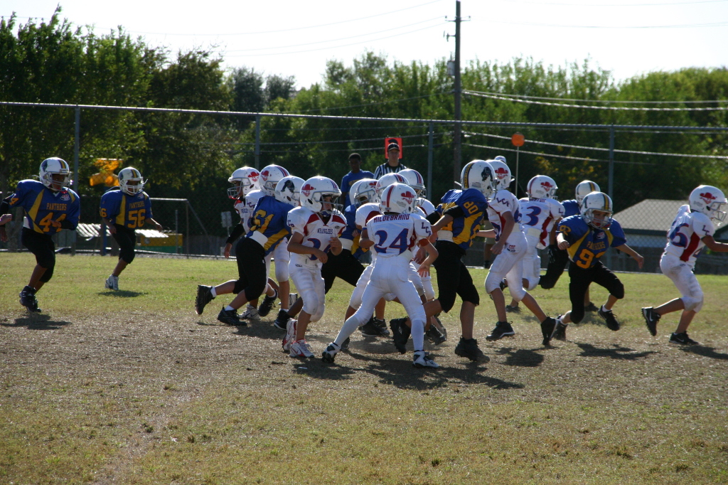 2007/10(October)/Vale-Football-game/1024x768_2007-10-20-Vale-Football-57.JPG