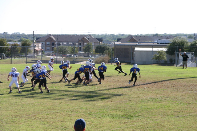 2007/10(October)/Vale-Football-game/640x480_2007-10-20-Vale-Football-22.JPG