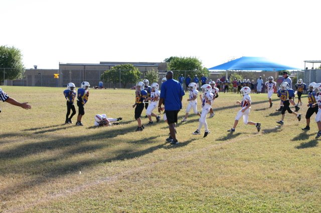 2007/10(October)/Vale-Football-game/640x480_2007-10-20-Vale-Football-63.JPG