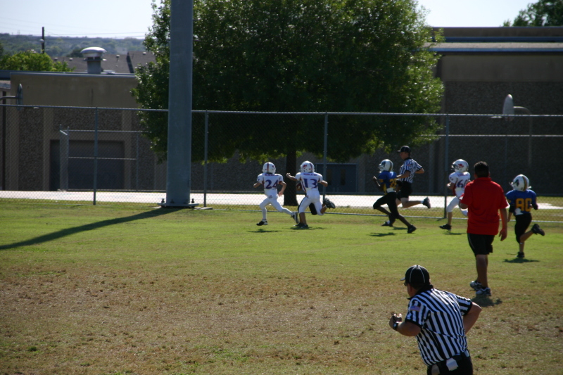 2007/10(October)/Vale-Football-game/800x600_2007-10-20-Vale-Football-09.JPG