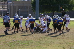 2007-10-20-Vale-Football-32-tackle.jpg
