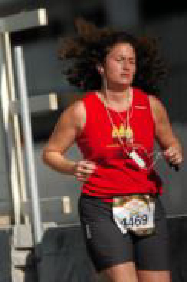 2007/11(November)/LasVegas-Marathon/640x480_2007-Las-Vegas-Marathon-Suzi-2.jpg