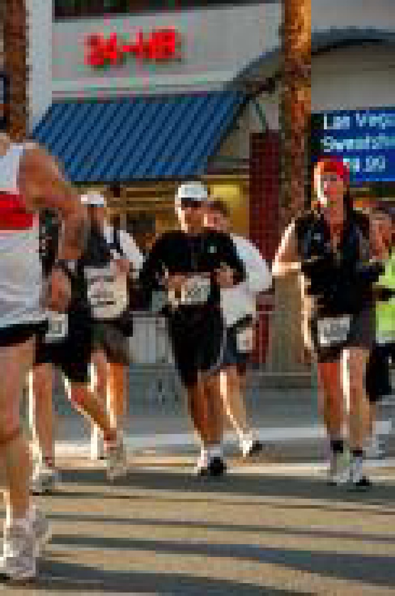2007-Las-Vegas-Marathon-Suzi-15.jpg