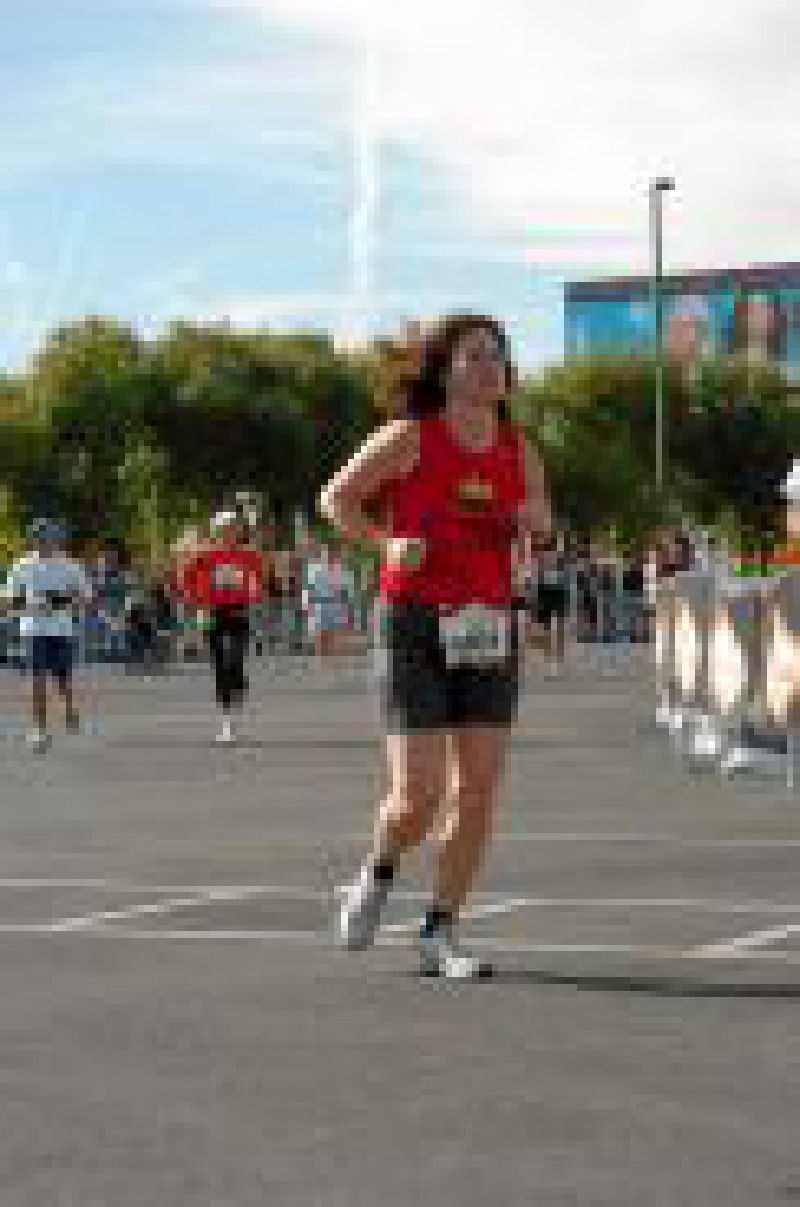2007/11(November)/LasVegas-Marathon/800x600_2007-Las-Vegas-Marathon-Suzi-18.jpg