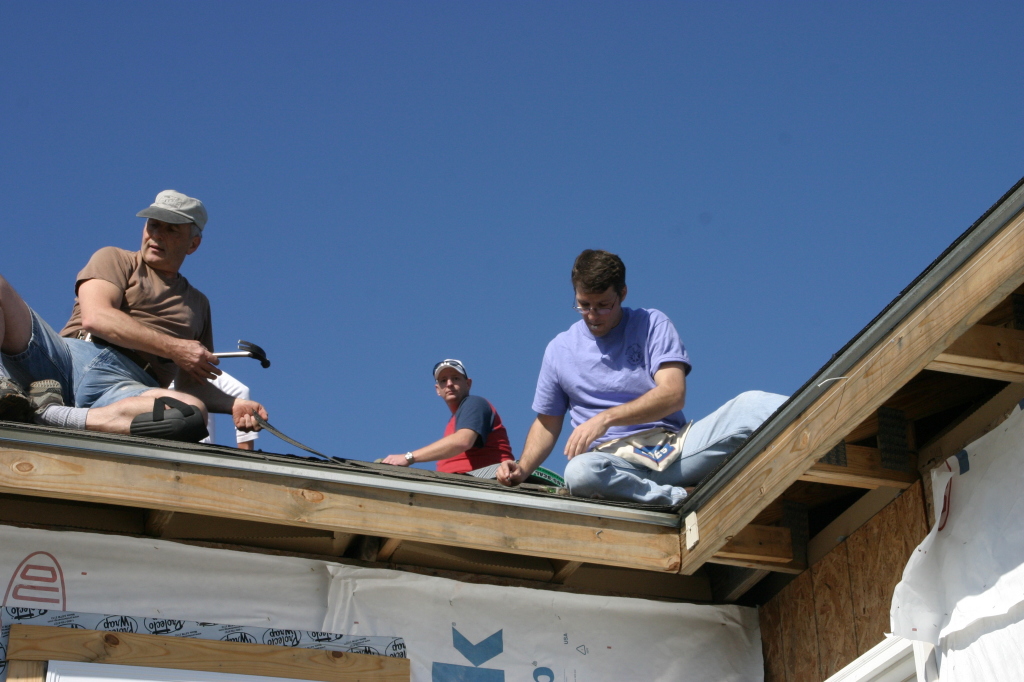 2007/11(November)/VA-ITOC-New-Orleans/Habitat-for-Humanity/1024x768_2007-11-28-VA-ITOC-Habitat-for-Humanity-47-Ray-Troy.JPG