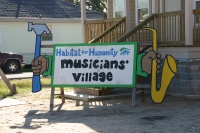 2007/11(November)/VA-ITOC-New-Orleans/Habitat-for-Humanity/2007-11-28-VA-ITOC-Habitat-for-Humanity-00-Musicians-Village.JPG