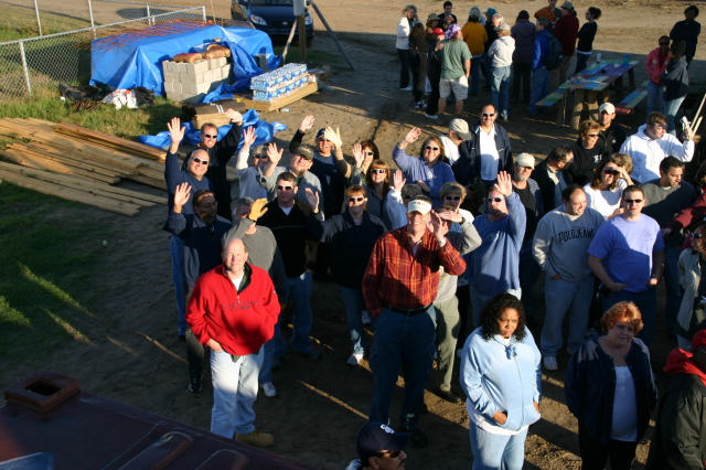 2007/11(November)/VA-ITOC-New-Orleans/Habitat-for-Humanity/640x480_2007-11-28-VA-ITOC-Habitat-for-Humanity-18-Region1.JPG