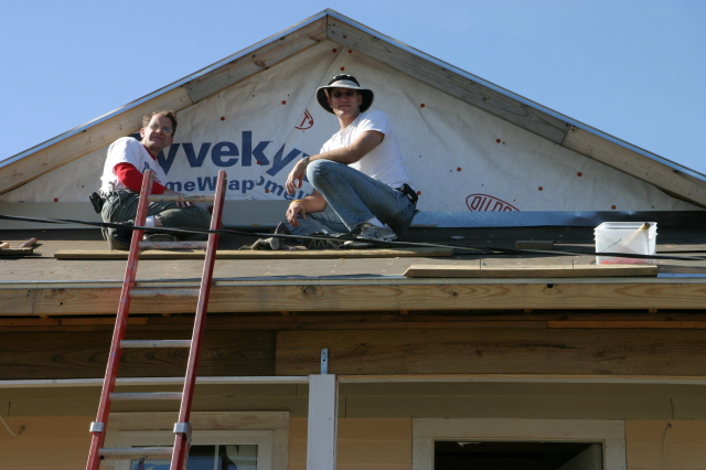 2007/11(November)/VA-ITOC-New-Orleans/Habitat-for-Humanity/640x480_2007-11-28-VA-ITOC-Habitat-for-Humanity-67-Rob-Travis.JPG