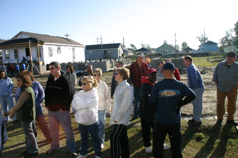 2007/11(November)/VA-ITOC-New-Orleans/Habitat-for-Humanity/800x600_2007-11-28-VA-ITOC-Habitat-for-Humanity-30.JPG