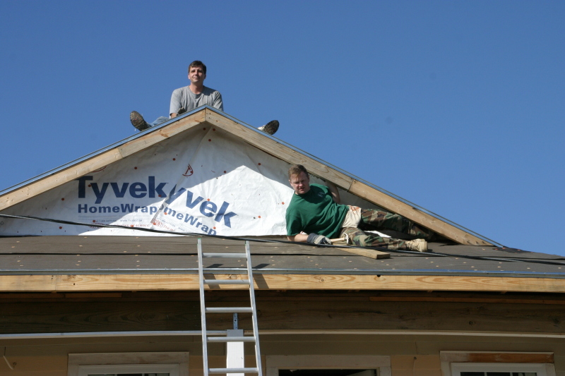2007/11(November)/VA-ITOC-New-Orleans/Habitat-for-Humanity/800x600_2007-11-28-VA-ITOC-Habitat-for-Humanity-54-George-Charles.JPG