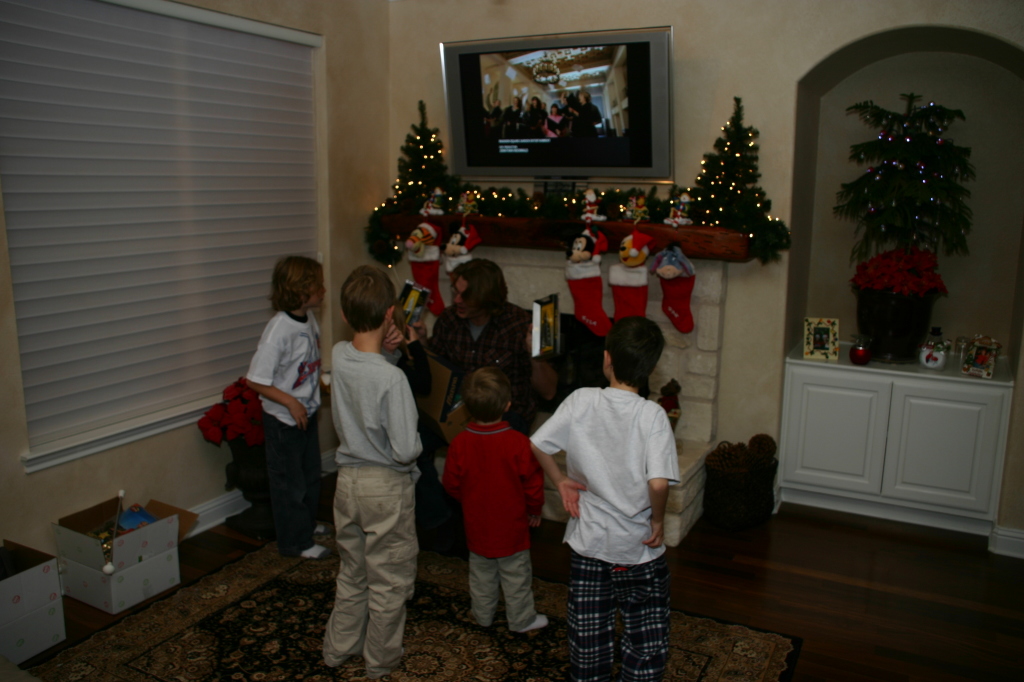 2007/12(December)/Christmas/1024x768_2007-12-24-Christmas-Eve-53-Vale-Chance-Ian-Justin-leatherman.JPG