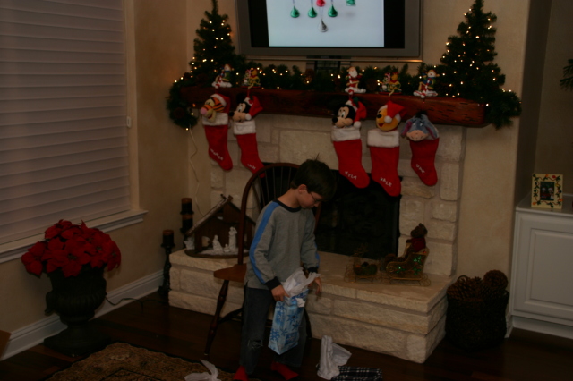 2007-12-24-Christmas-Eve-27-Dax.JPG