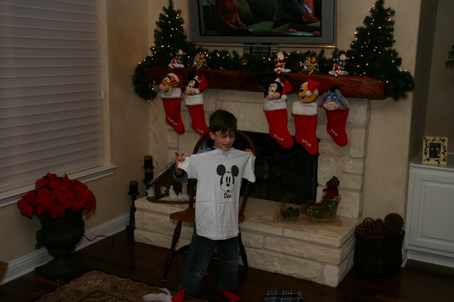 2007-12-24-Christmas-Eve-28-Dax.JPG