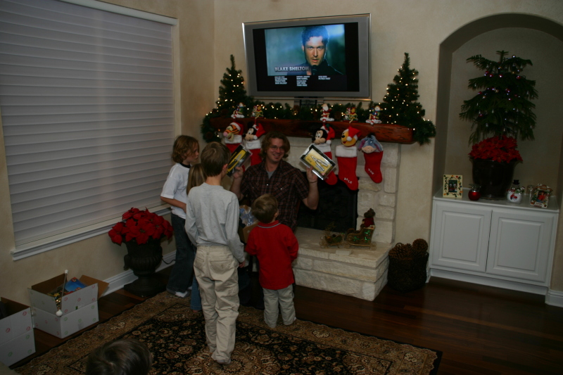 2007/12(December)/Christmas/800x600_2007-12-24-Christmas-Eve-52-Vale-Chance-Ian-Justin-leatherman.JPG