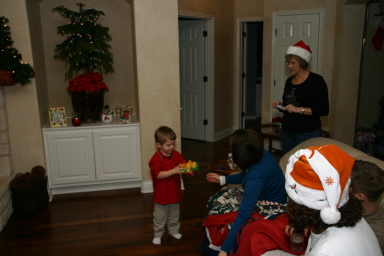 2007-12-24-Christmas-Eve-31-Ian-Heather-Janeen-Suzi.JPG