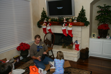2007-12-24-Christmas-Eve-60-Travis-Kyla.JPG