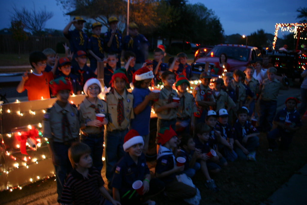 2007/12(December)/Cub-Scout-Parade/1024x768_2007-12-08-Pflugerville-Parade-Pack-409-09.JPG