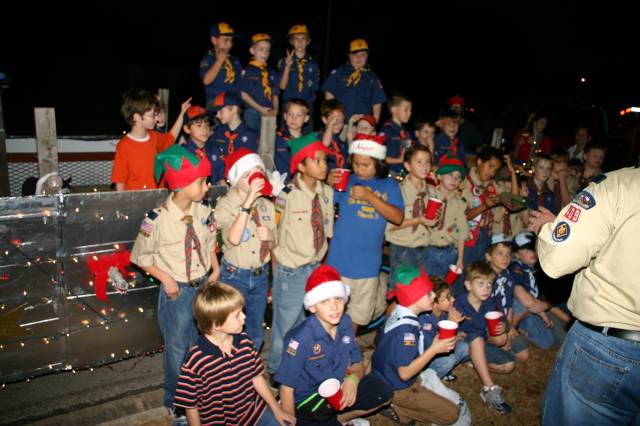 2007-12-08-Pflugerville-Parade-Pack-409-11.JPG