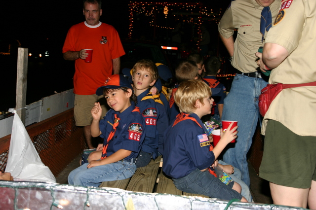 2007-12-08-Pflugerville-Parade-Pack-409-16-Chance.JPG