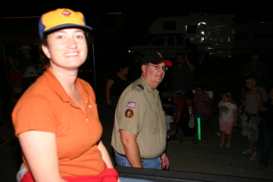 2007-12-08-Pflugerville-Parade-Pack-409-20-Suzi-Keith.JPG