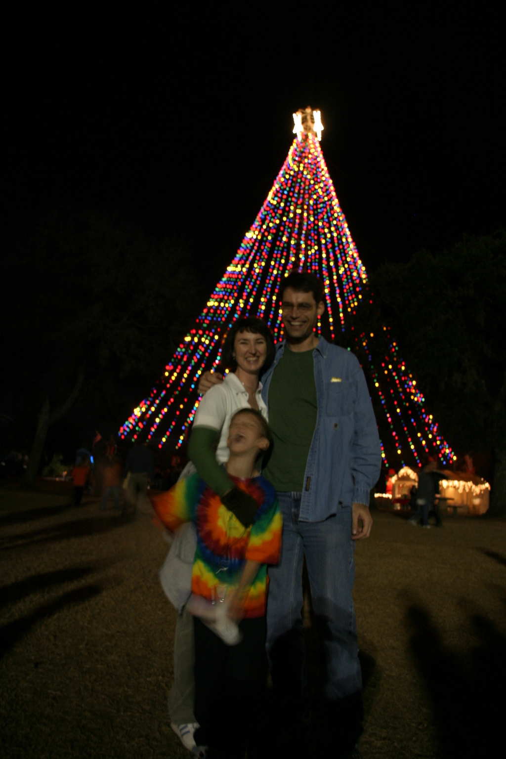 2007-12-21-Trail-of-Lights-10-Chance-Vanessa-Chris.JPG