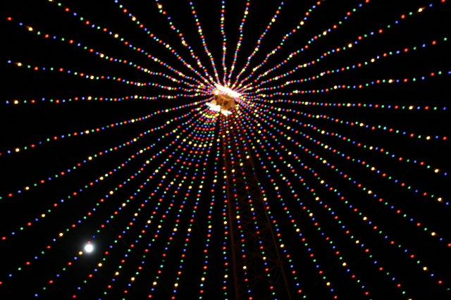 2007/12(December)/Trail-of-Lights/640x480_2007-12-21-Trail-of-Lights-17.JPG
