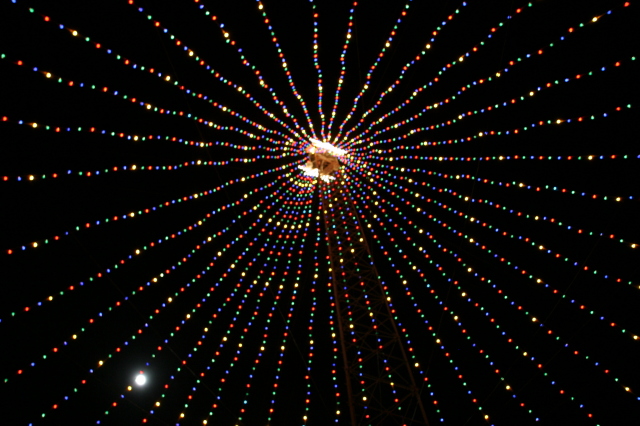 2007/12(December)/Trail-of-Lights/640x480_2007-12-21-Trail-of-Lights-19.JPG