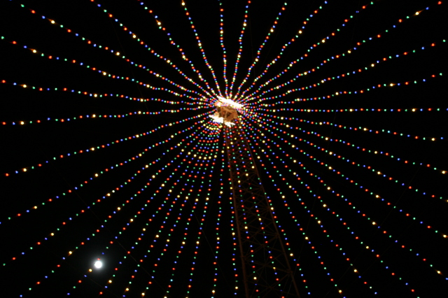 2007-12-21-Trail-of-Lights-20.JPG