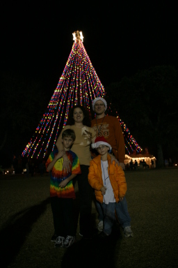 2007-12-21-Trail-of-Lights-07-Chance-Suzi-Travis-Dax.JPG