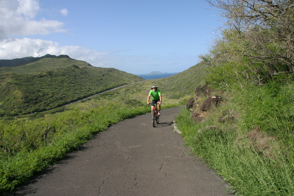 2008/01(January)/Hawaii/Best-of/1024x768_2008-01-11-Hawaii-Lighthouse-Road-39-Travis-GOOD.JPG