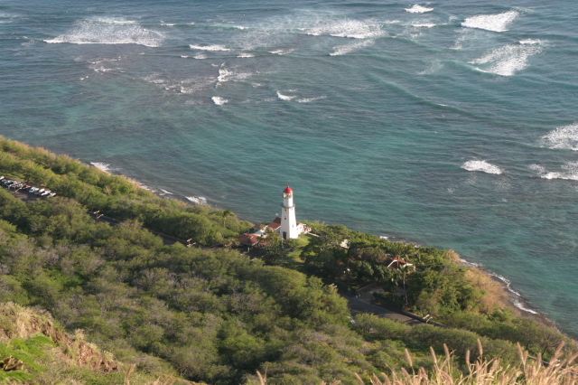 2008-01-11-Hawaii-Diamond-Head-Crater-17-lighthouse-GOOD.JPG